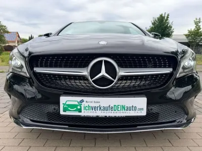 Gebraucht Mercedes CLA180 122 PS (89 kW) 2016 Schwarz Limousine