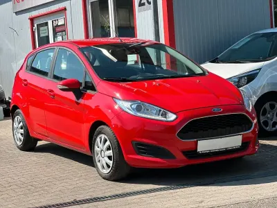 Gebraucht Ford Fiesta 95 PS (69 kW) 2017 Rot Kleinwagen