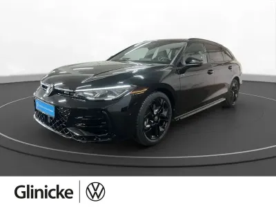 Gebraucht VW Passat R-line 193 PS (141 kW) 2025 Schwarz Kombi