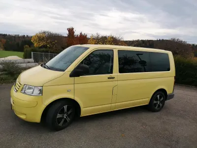 Używany VW Caravelle 131 KM (96 kW) 2005 Żółty Van