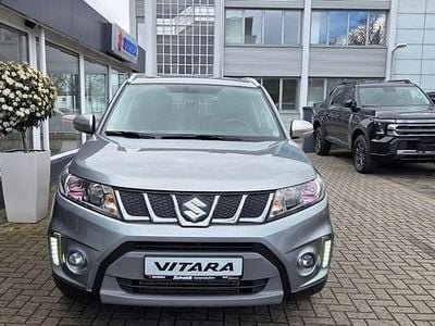 Gebraucht Suzuki Vitara 140 PS (102 kW) 2016 Grau SUV
