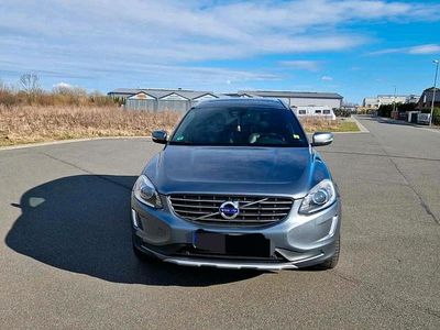 Gebraucht Volvo XC60 150 PS (110 kW) 2017 Silber SUV