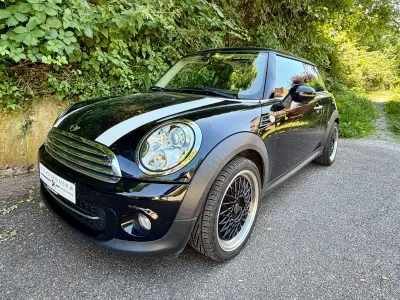 Gebraucht Mini Cooper 122 PS (89 kW) 2011 Schwarz Kleinwagen