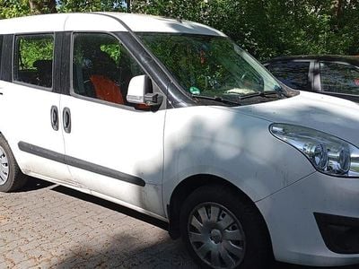 Gebraucht Opel Combo 120 PS (88 kW) 2012 Weiß Van / Kleinbus