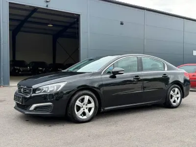 Gebraucht Peugeot 508 150 PS (110 kW) 2015 Schwarz Limousine