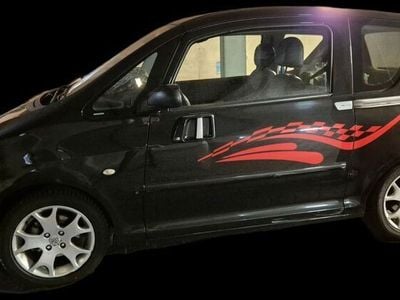 Peugeot 1007