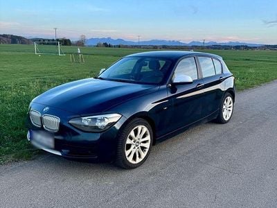 Gebraucht BMW 116 Urban Line 116 PS (85 kW) 2012 Blau Kleinwagen