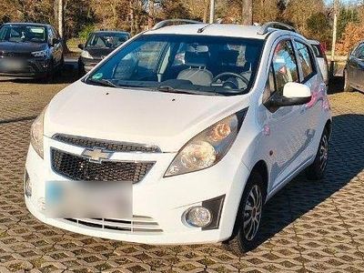 Second-hand Chevrolet Spark LT 82 CP (60 kW) 2011 Alb Hatchback