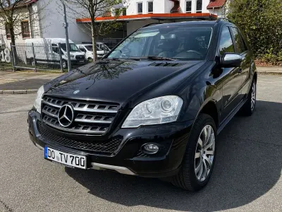Gebraucht Mercedes ML280 190 PS (139 kW) 2008 Schwarz SUV