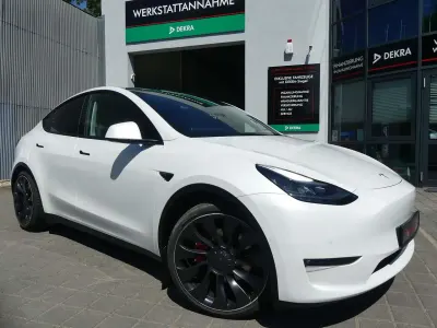 Gebraucht Tesla Model Y Performance 392 kW (534 PS) 2023 Weiß SUV