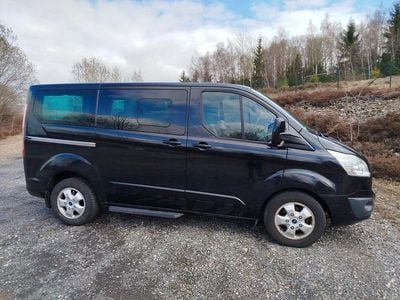 Second-hand Ford Tourneo 131 CP (96 kW) 2015 Negru Monovolum