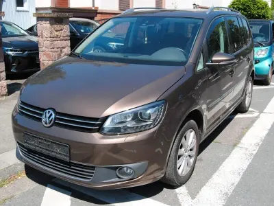 Gebraucht VW Touran Highline 150 PS (110 kW) 2012 Braun Van / Kleinbus