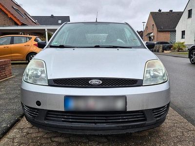 Gebraucht Ford Fiesta 69 PS (50 kW) 2003 Grau Kleinwagen