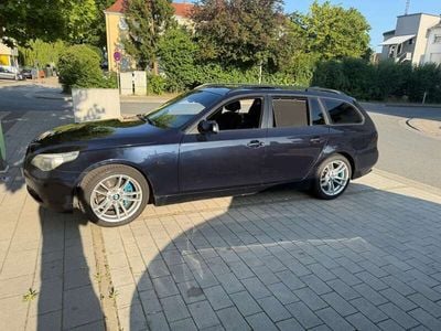 BMW 525