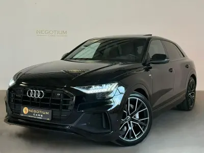 Używany Audi Q8 S-Line 286 KM (210 kW) 2023 Czarny SUV