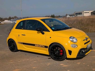 Gebraucht Fiat 500 Abarth 145 PS (106 kW) 2016 Gelb Kleinwagen
