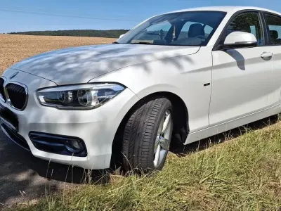 Gebraucht BMW 118 Sport Line 136 PS (100 kW) 2015 Weiß Kleinwagen