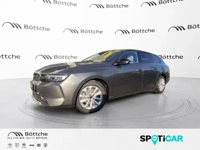 Gebraucht Opel Astra Business Edition 131 PS (96 kW) 2023 Grau/typ aussenverkleidung met Kombi