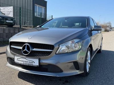 Gebraucht Mercedes A180 122 PS (89 kW) 2015 Grau Kleinwagen