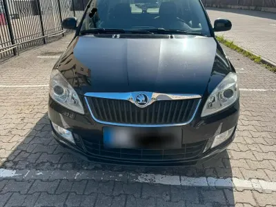 Gebraucht Skoda Roomster 105 PS (77 kW) 2013 Schwarz Van / Kleinbus