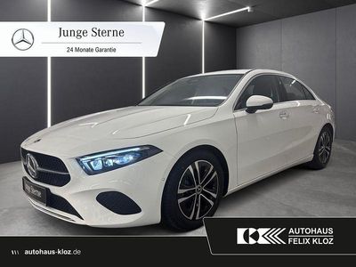 Weiß Gebraucht 2024 Mercedes A200 Progressive Limousine | 32.290 € (Etwas zu teuer)
