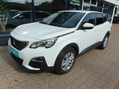 Gebraucht Peugeot 3008 Active 131 PS (96 kW) 2019 Weiß SUV