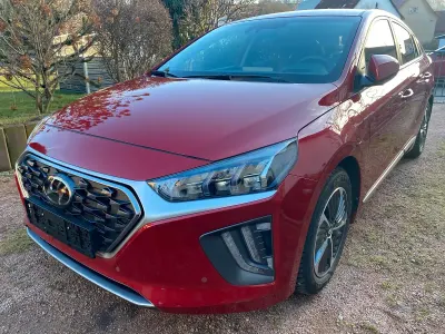 Gebraucht Hyundai Ioniq Advantage 141 PS (103 kW) 2022 Rot Kleinwagen