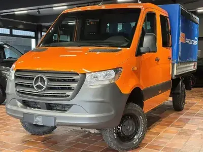 Używany Mercedes Sprinter 163 KM (119 kW) 2019 Pomarańczowy Van