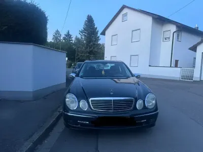 Gebraucht Mercedes 220 150 PS (110 kW) 2006 Schwarz Limousine