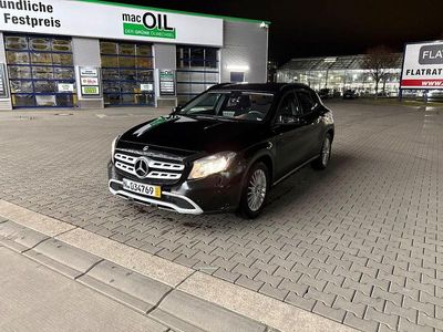 Schwarz Gebraucht 2019 Mercedes GLA180 SUV | 16.900 € (Superpreis)
