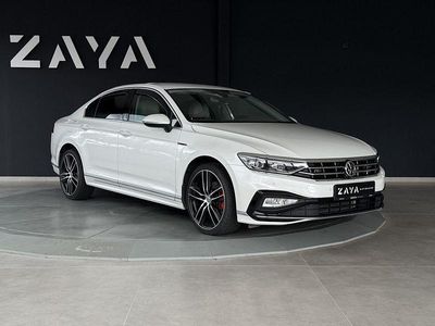 Oryxweiß Gebraucht 2020 VW Passat R-line Limousine | 19.950 € (Fairer Preis)