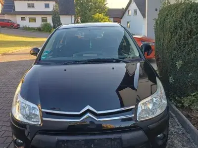 Gebraucht Citroën C4 120 PS (88 kW) 2009 Schwarz Limousine