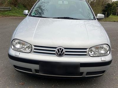 Gebraucht VW Golf IV 100 PS (73 kW) 1999 Grau Kleinwagen
