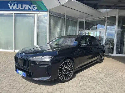 Gebraucht BMW i7 M Sport 334 kW (455 PS) 2025 Black sapphire Limousine