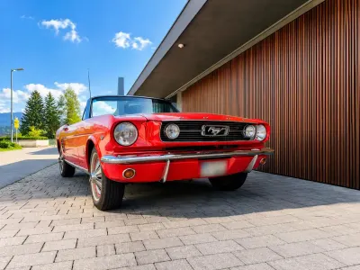 Gebraucht Ford V8 200 PS (147 kW) 1966 Rot Cabrio