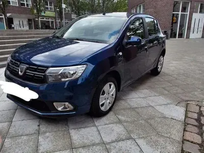 Gebraucht Dacia Sandero 73 PS (53 kW) 2019 Blau Limousine