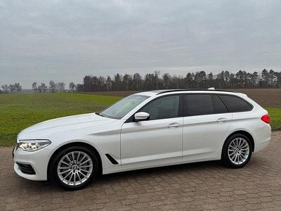 Weiß Gebraucht 2019 BMW 530 Kombi | 28.499 € (Guter Preis)