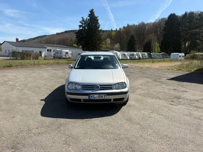 Brugt VW Golf III Basis 116 HK (85 kW) 1999 Grå Sedan