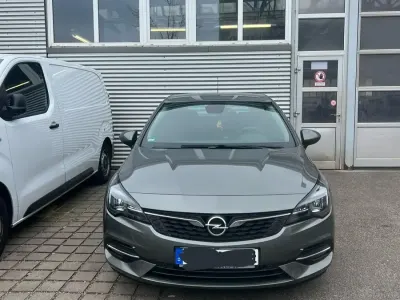 Gebraucht Opel Astra 145 PS (106 kW) 2019 Grau Limousine