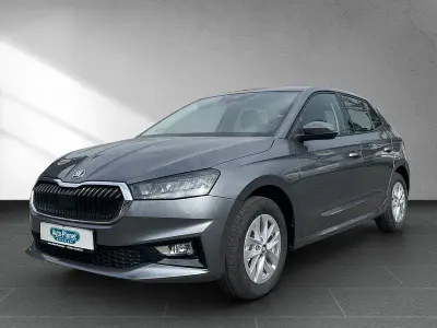 Neu Skoda Fabia Essence 80 PS (58 kW) 2026 Grau Kleinwagen