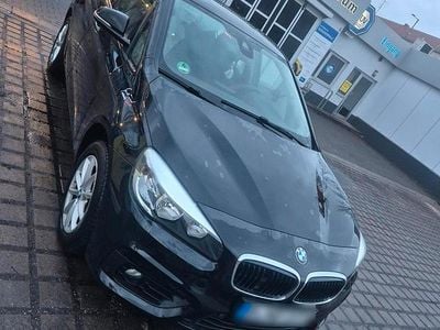Gebraucht BMW 216 116 PS (85 kW) 2016 Schwarz Kombi