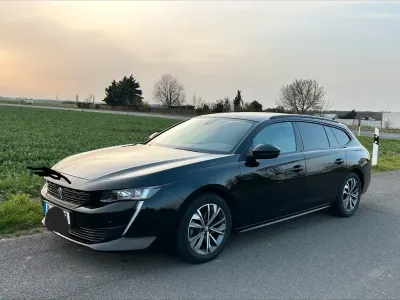 Gebraucht Peugeot 508 SW Allure 131 PS (96 kW) 2022 Schwarz Kombi