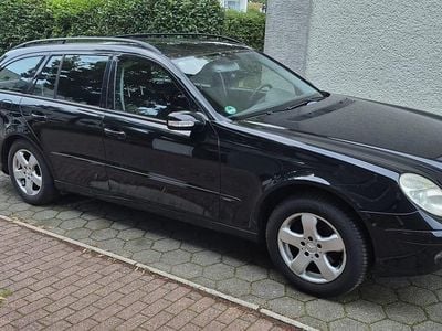 Mercedes E200