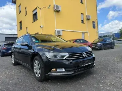 Gebraucht VW Passat Trendline 125 PS (91 kW) 2017 Andere Kombi