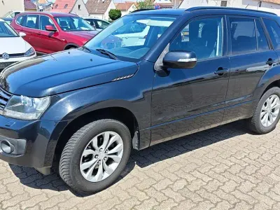 Gebraucht Suzuki Grand Vitara Comfort 169 PS (124 kW) 2013 Schwarz SUV