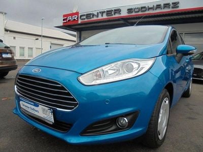 Blau Gebraucht 2015 Ford Fiesta Trend Limousine | 7.399 € (Fairer Preis)