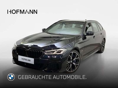 Carbonschwarz metallic Gebraucht 2022 BMW 530 M Sport Kombi | 44.906 € (Fairer Preis)