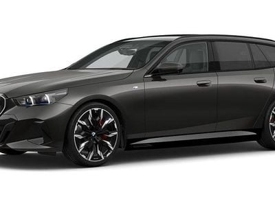 Usata BMW i5 Comfort Edition 250 kW (340 CV) 2025 Grigio Station wagon