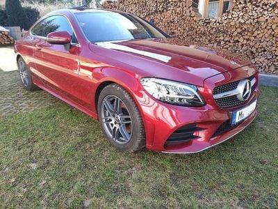 Gebraucht Mercedes C200 AMG line 160 PS (117 kW) 2019 Rot Coupé