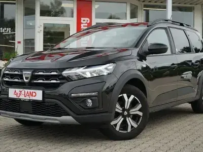 Gebraucht Dacia Jogger Comfort 110 PS (80 kW) 2022 Schwarz Van / Kleinbus